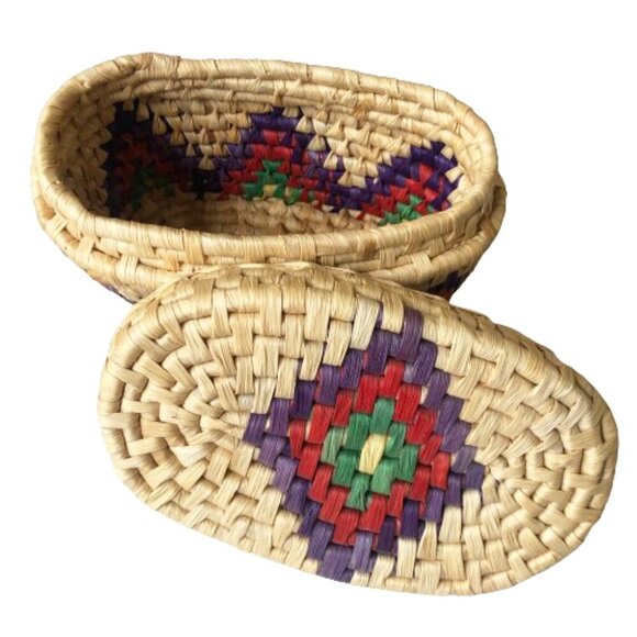 Two piece colorful raffia woven nesting basket container set with lids - Picture 3 of 16